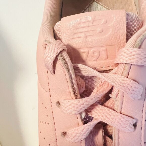 New Balance Shoes Womens 7.5 Pink Leather 791 Court J. Crew Sneakers Trainers - Picture 10 of 10